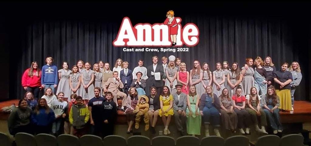Riverside Cast Picture - Annie